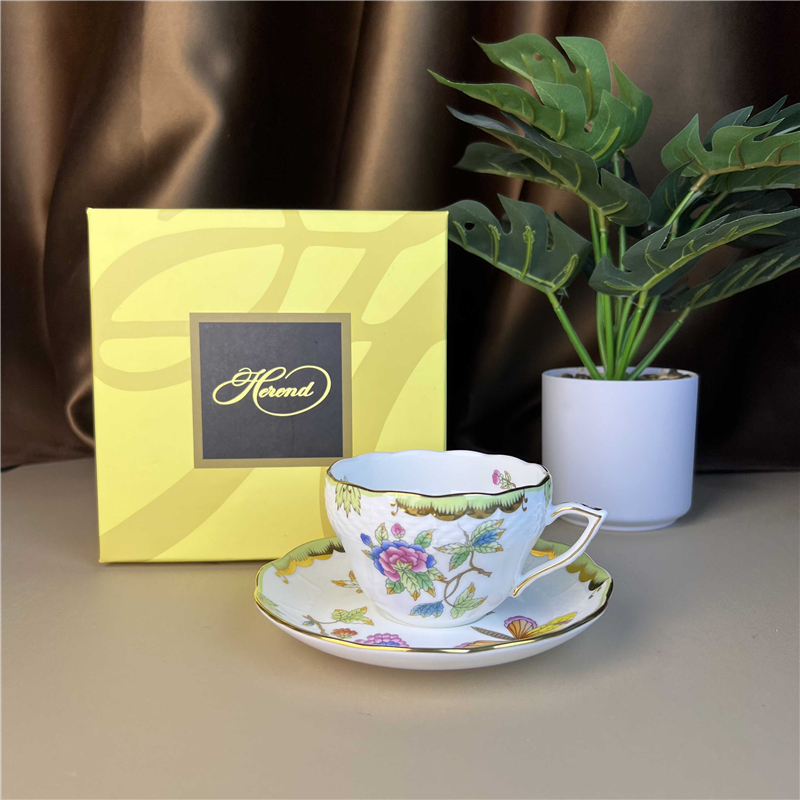 Flower Basket Coffee Cup and S - Coffee Tea Gift Basket reseña y precio