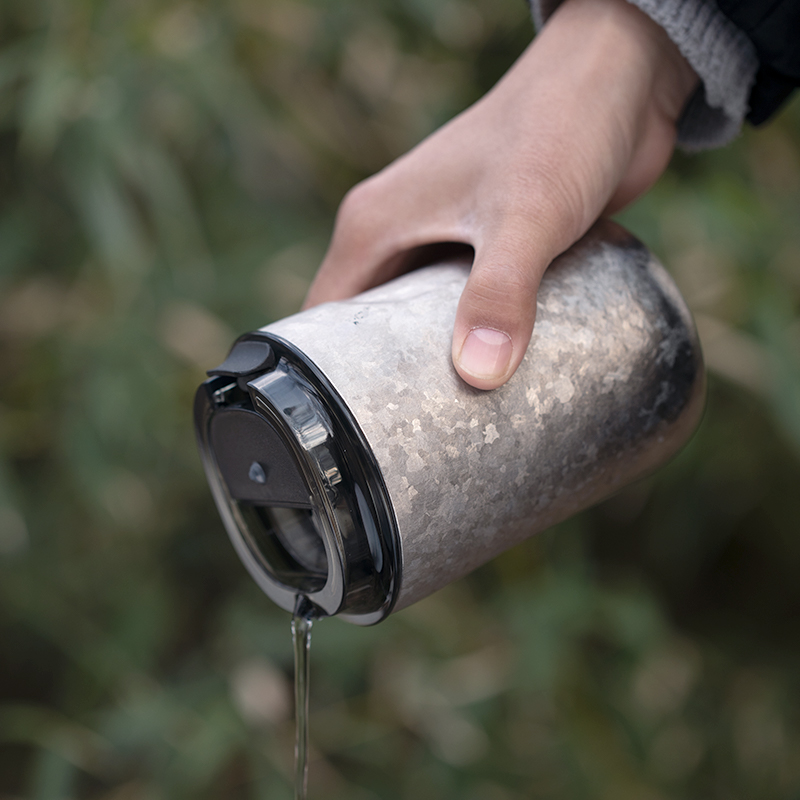Tiartisan Titanium Thermos Bot - Coffee Tea Warmer reseña y precio